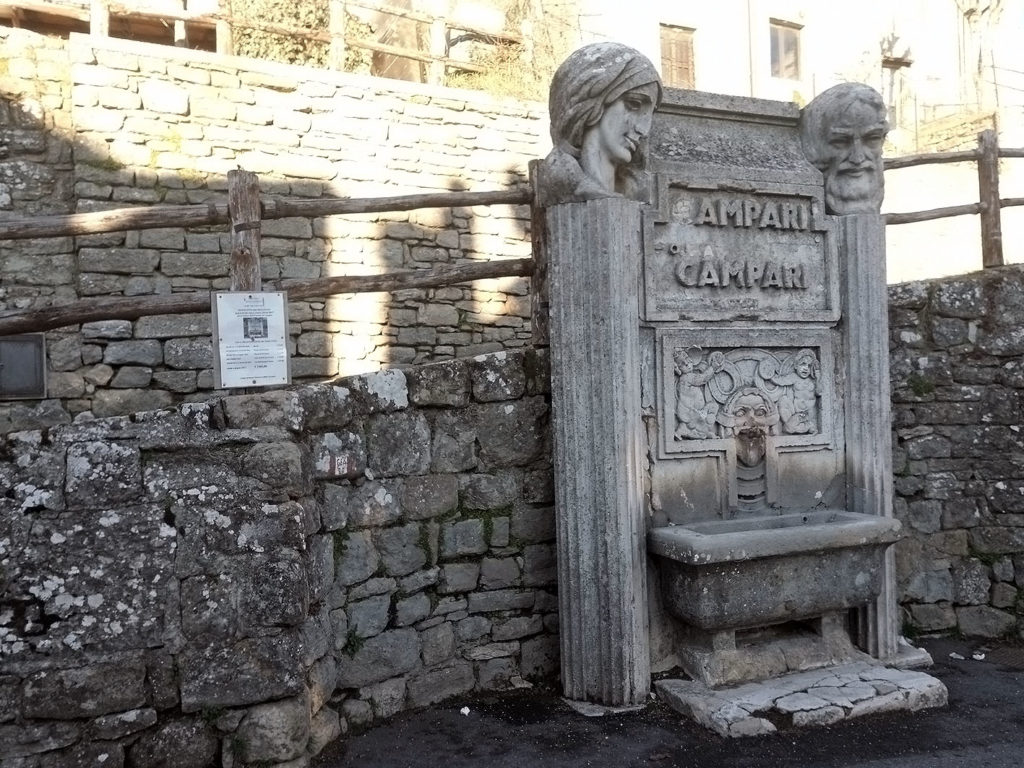 fontana del campari - chiusi della verna